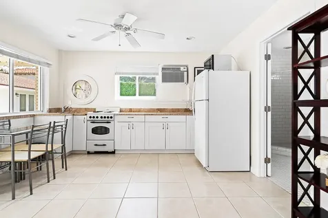 260 E Lakewood Road West Palm Beach FL 33405