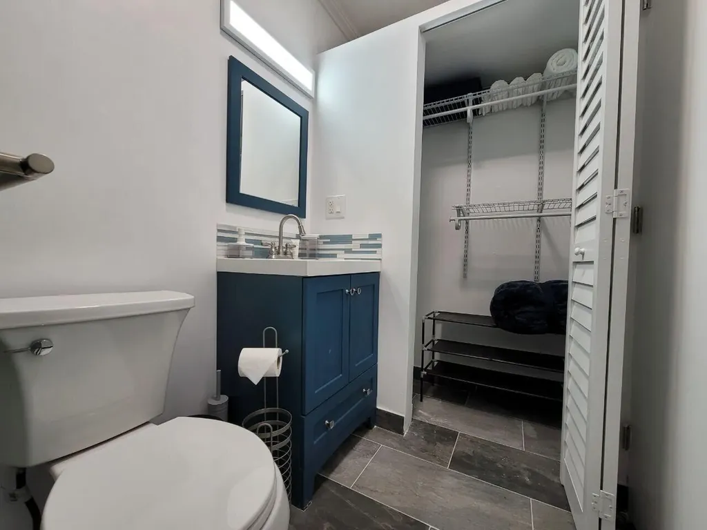 2311 N 58th Avenue Hollywood FL 33021