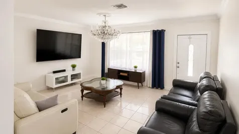 2311 N 58th Avenue Hollywood FL 33021