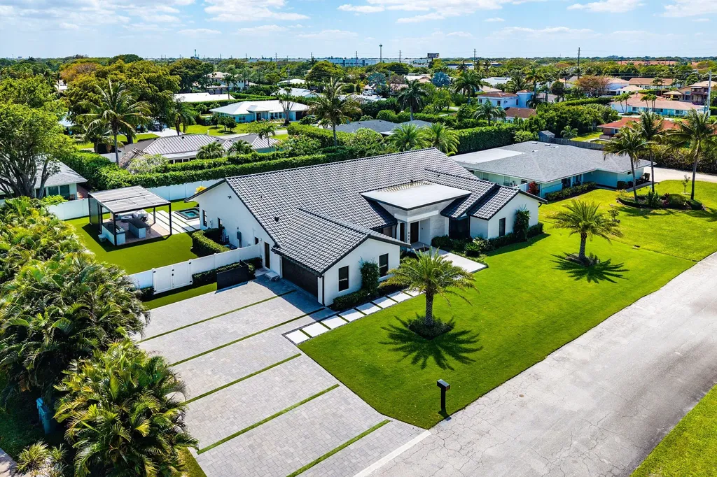 926 SW 35th Court Boynton Beach FL 33435