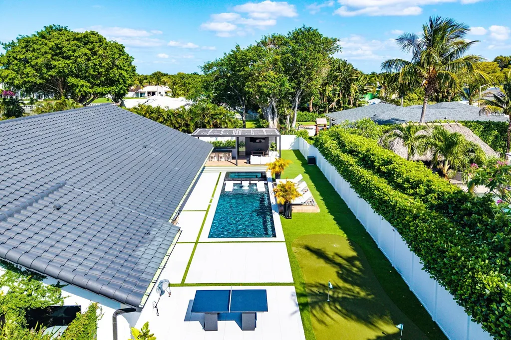 926 SW 35th Court Boynton Beach FL 33435
