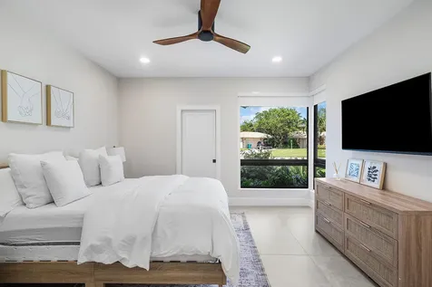 926 SW 35th Court Boynton Beach FL 33435