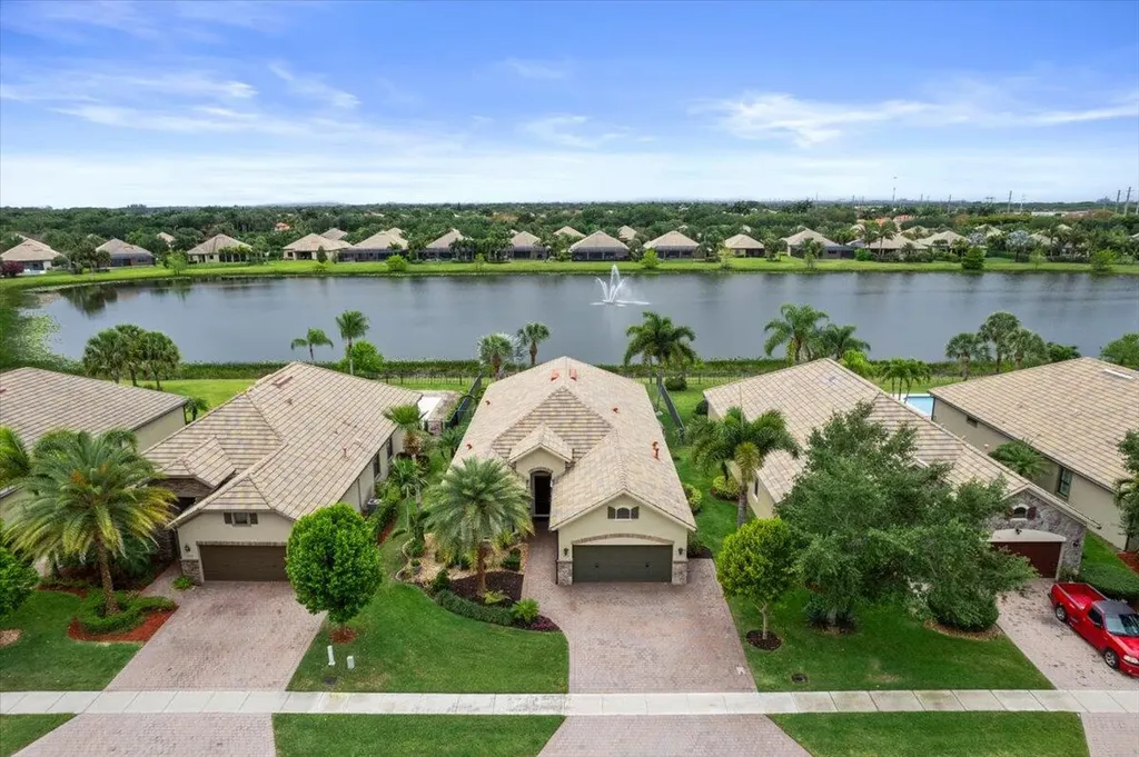 3704 Siena Circle Wellington FL 33414