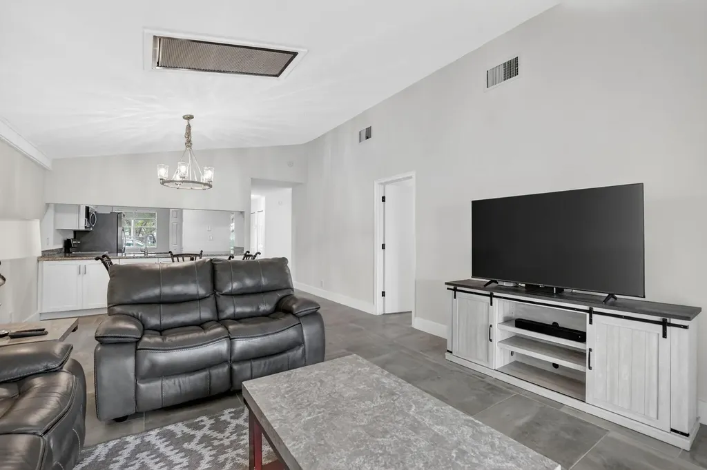 3693 Arelia Drive N Delray Beach FL 33445