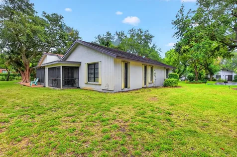 3693 Arelia Drive N Delray Beach FL 33445