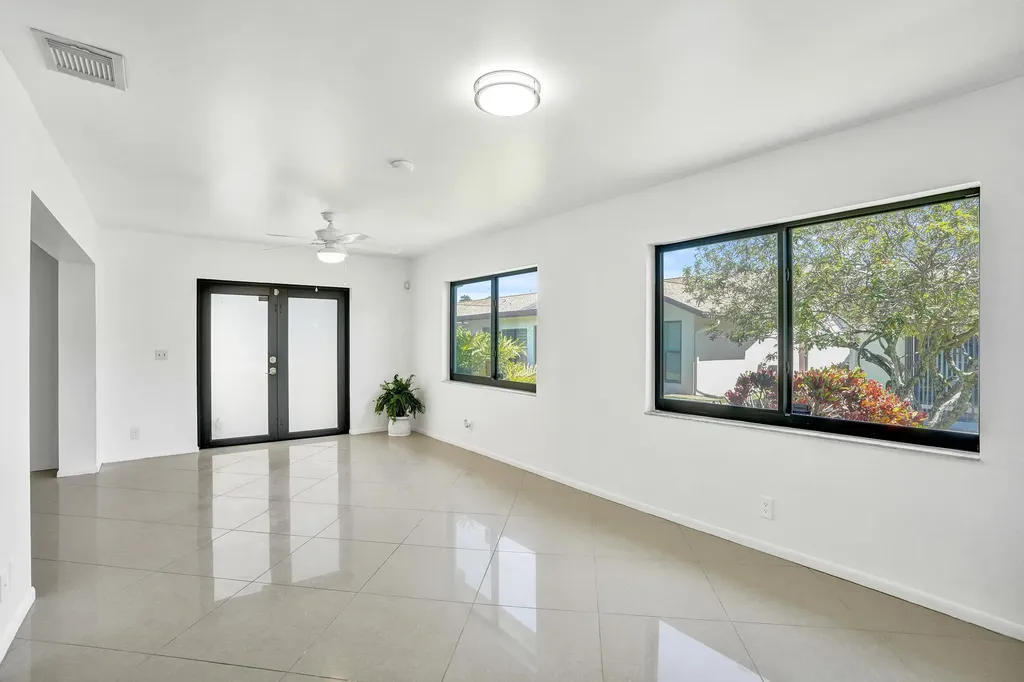 1990 SW 16th Place Deerfield Beach FL 33442
