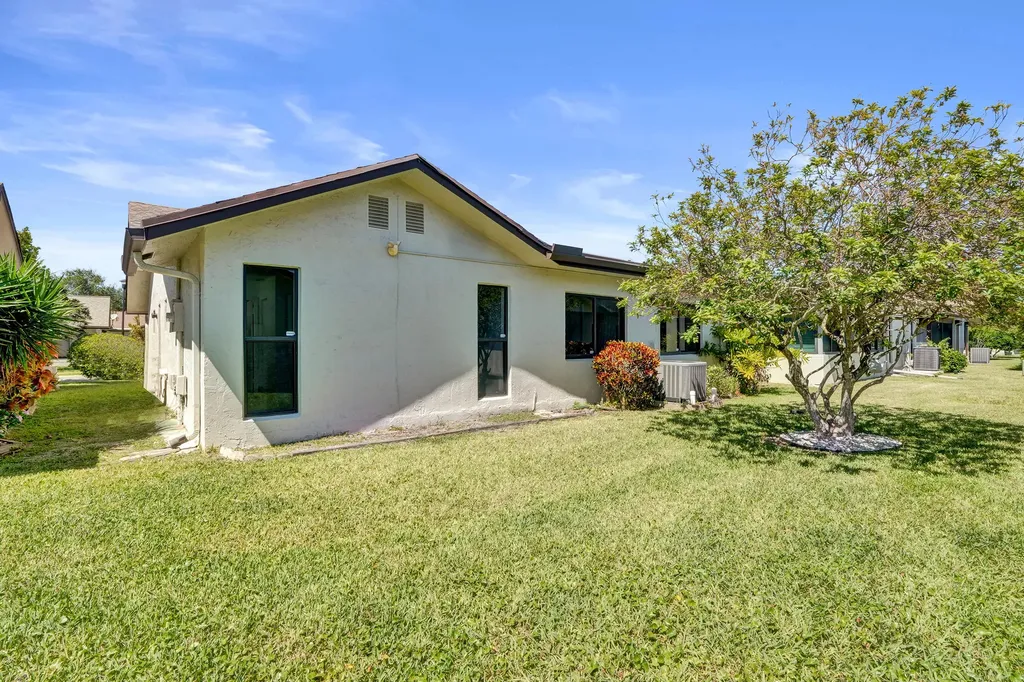 1990 SW 16th Place Deerfield Beach FL 33442