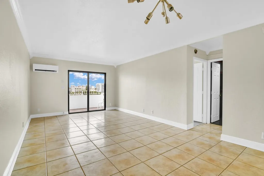 3201 NE 14th Street Causeway Pompano Beach FL 33062