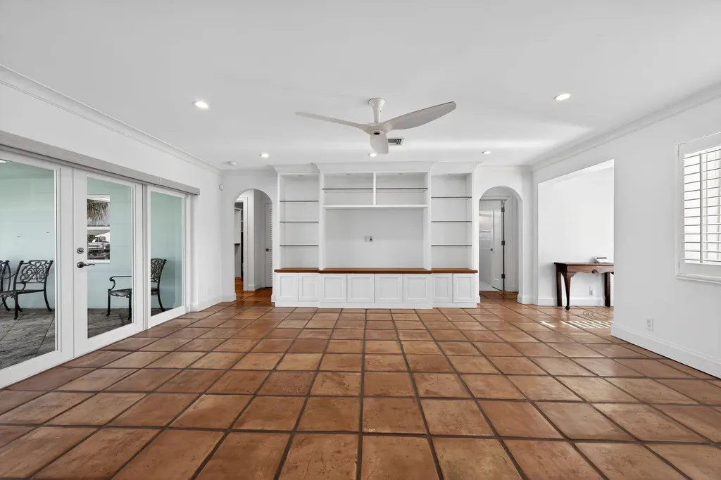 5231 NE 28th Avenue Fort Lauderdale FL 33308