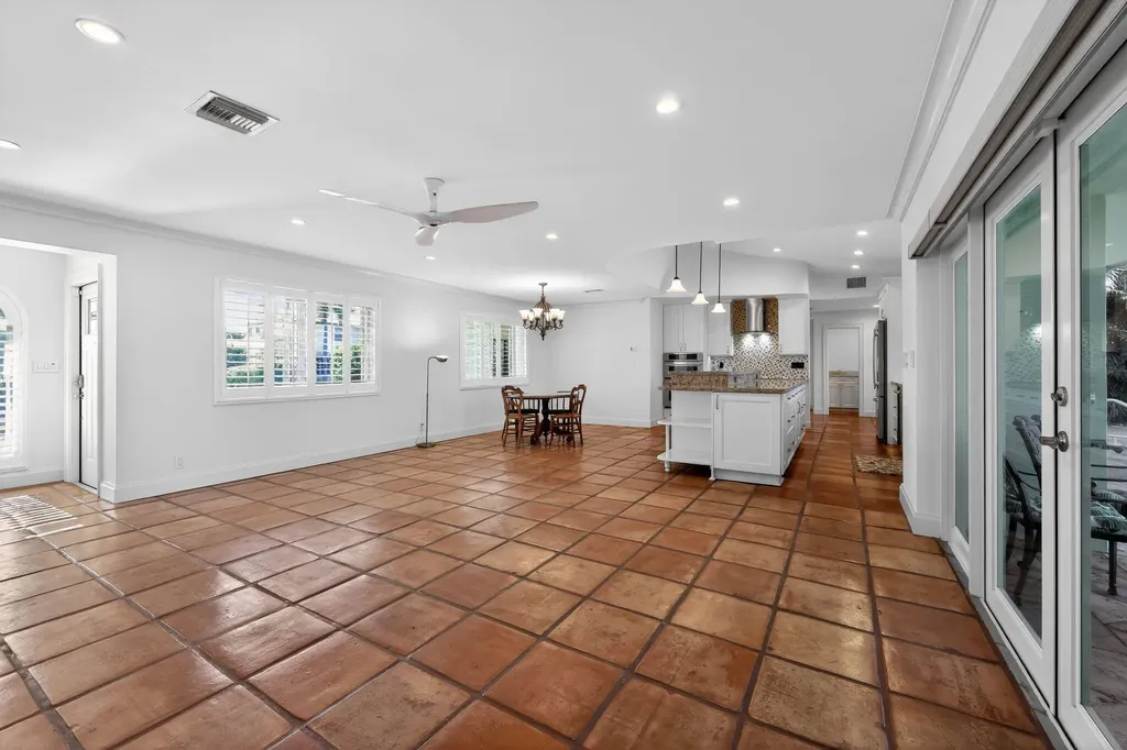 5231 NE 28th Avenue Fort Lauderdale FL 33308