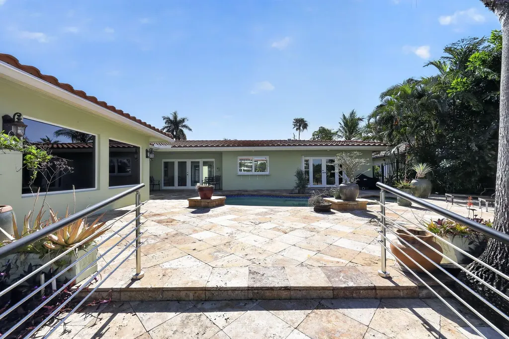 5231 NE 28th Avenue Fort Lauderdale FL 33308