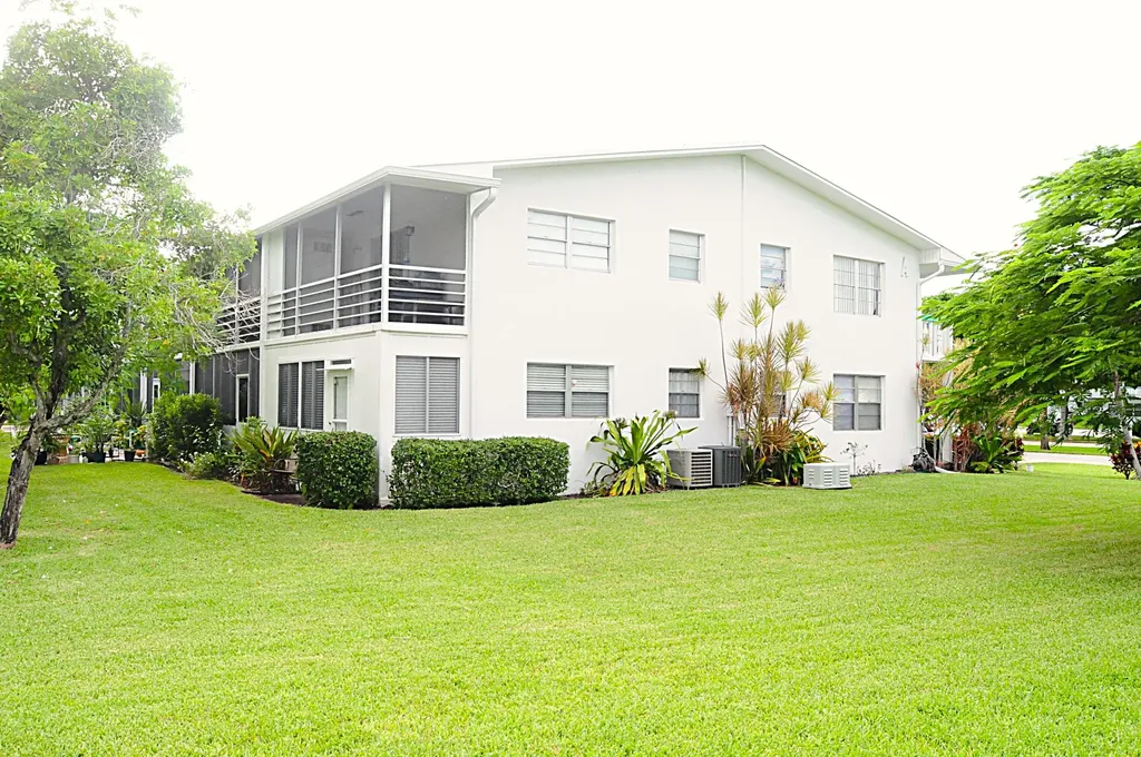 1 Newport A Deerfield Beach FL 33442