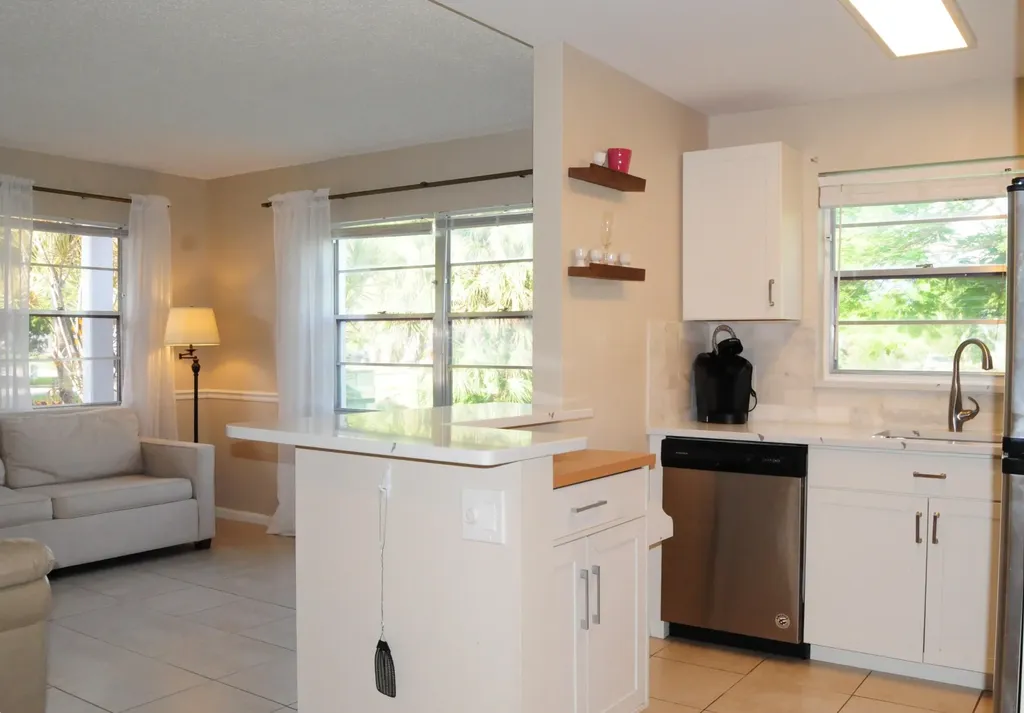 1 Newport A Deerfield Beach FL 33442
