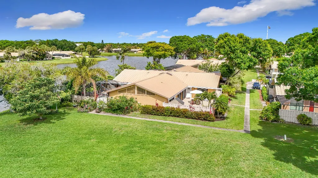 5713 Golden Eagle Circle Palm Beach Gardens FL 33418