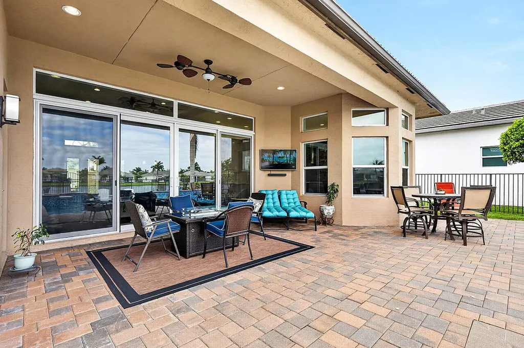 12833 Veneto Springs Drive Boynton Beach FL 33473