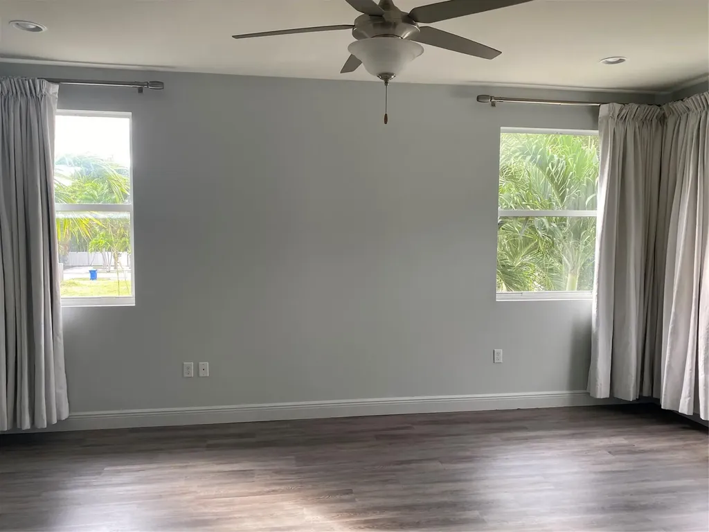 1135 NE 3rd Avenue Fort Lauderdale FL 33304