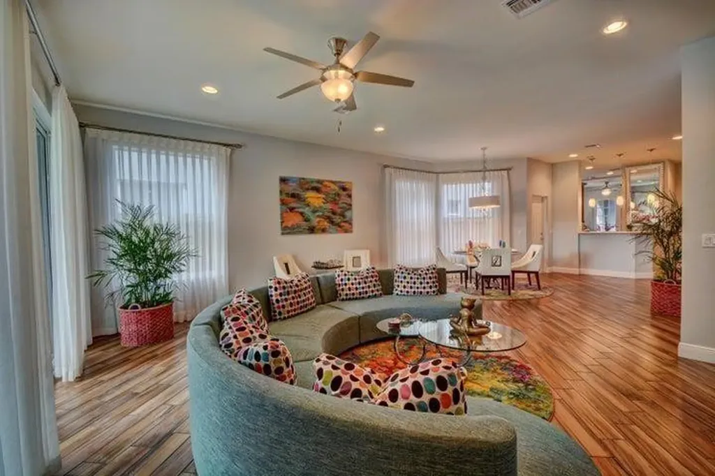 1135 NE 3rd Avenue Fort Lauderdale FL 33304