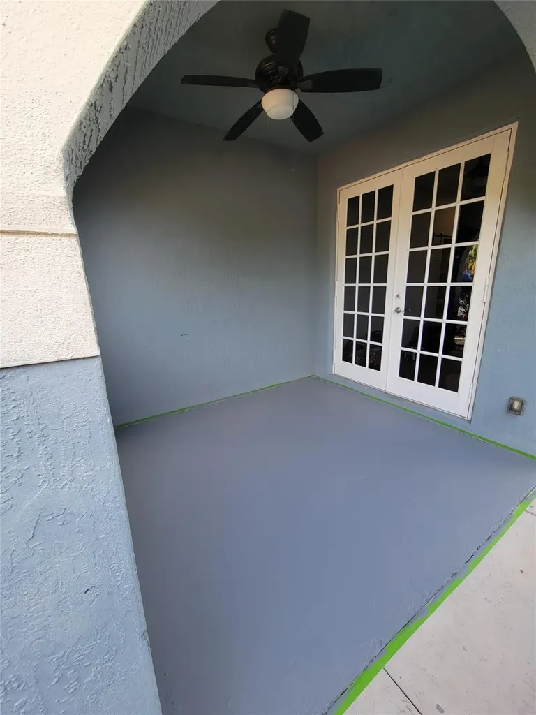 1135 NE 3rd Avenue Fort Lauderdale FL 33304