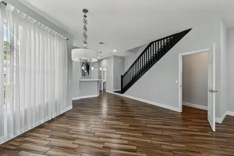 1135 NE 3rd Avenue Fort Lauderdale FL 33304
