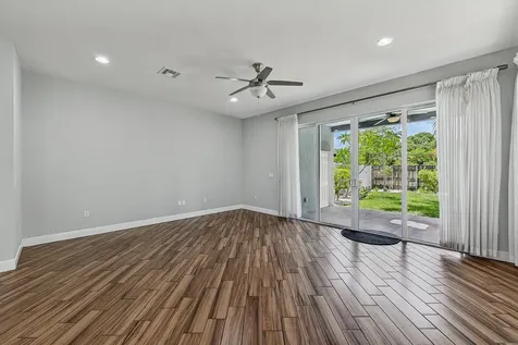 1135 NE 3rd Avenue Fort Lauderdale FL 33304