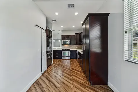 1135 NE 3rd Avenue Fort Lauderdale FL 33304