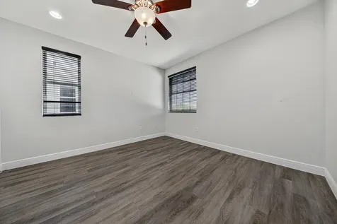 1135 NE 3rd Avenue Fort Lauderdale FL 33304