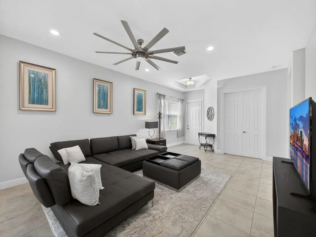11111 SW Visconti Way Port St Lucie FL 34986
