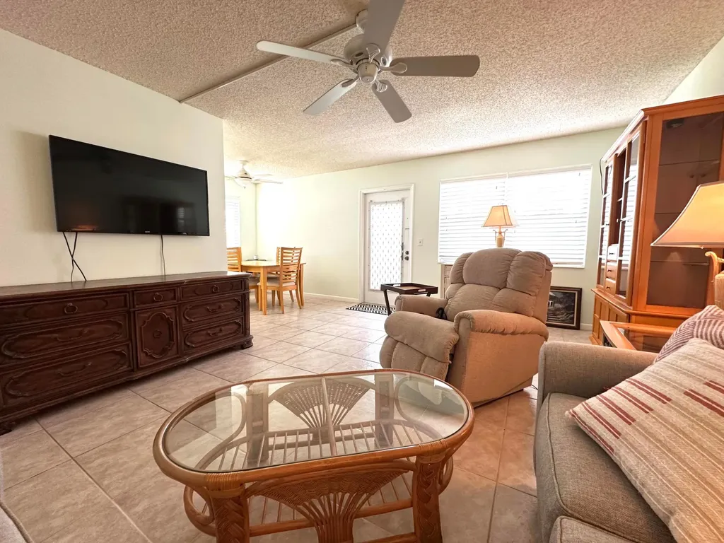 289 Markham N Deerfield Beach FL 33442