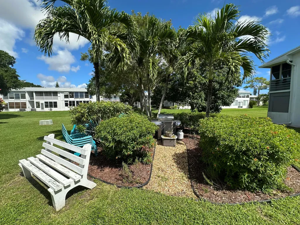 289 Markham N Deerfield Beach FL 33442