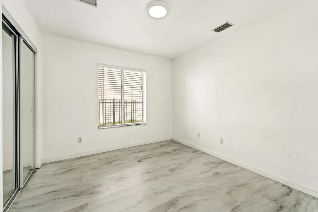 1899 Newport Isle Boulevard Port St Lucie FL 34953