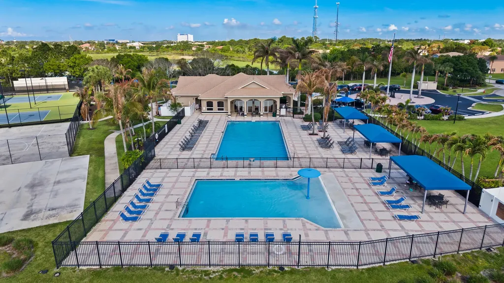 1899 Newport Isle Boulevard Port St Lucie FL 34953