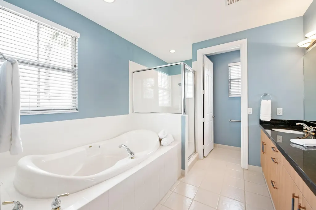3237 NE 13th Street NE Pompano Beach FL 33062