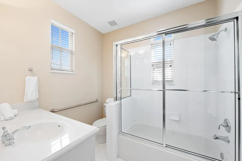 3237 NE 13th Street NE Pompano Beach FL 33062