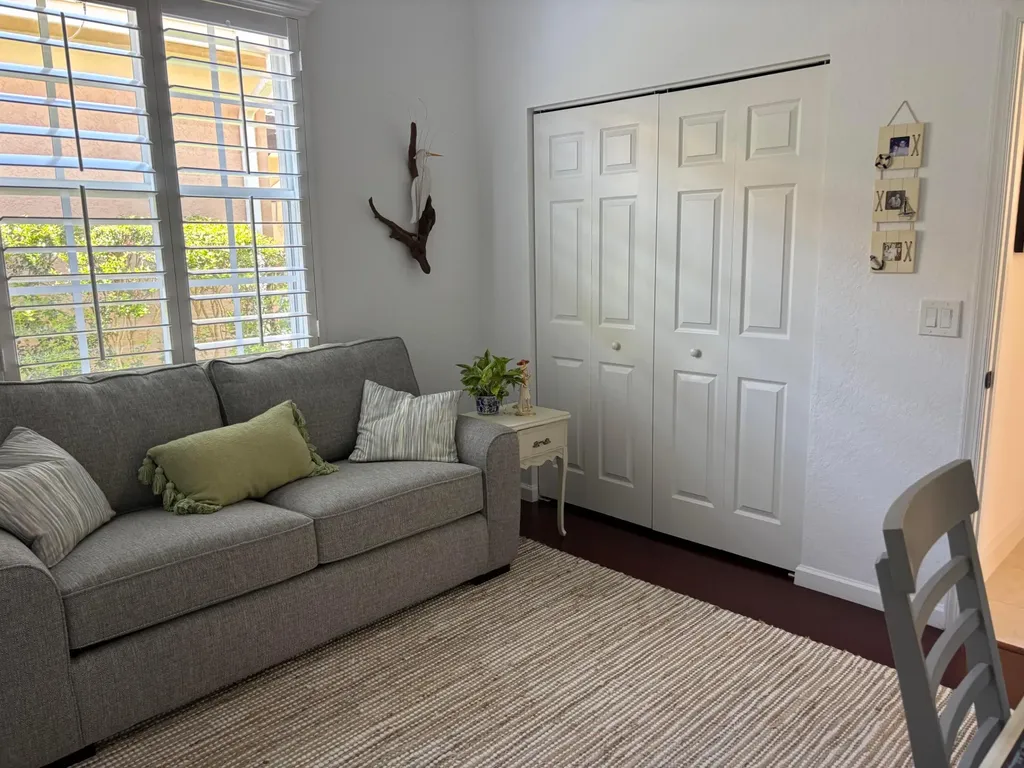 140 Via Rosina Jupiter FL 33458