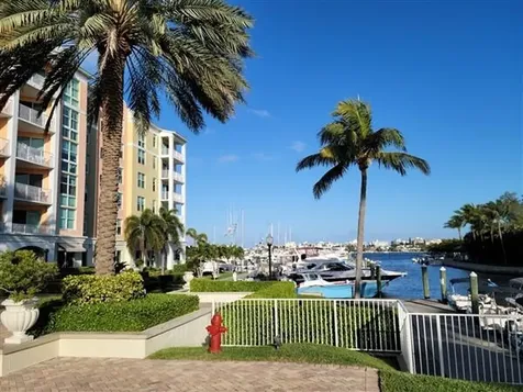 804 E Windward Way Lantana FL 33462