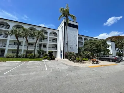 4602 Martinique Way Coconut Creek FL 33066