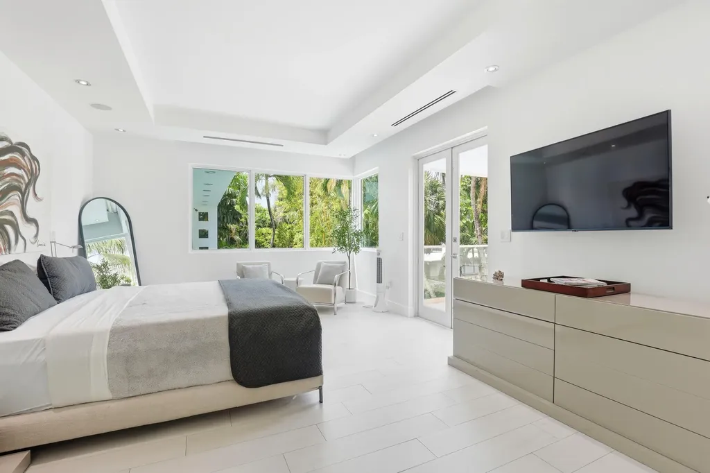 3017 N Atlantic Boulevard Fort Lauderdale FL 33308