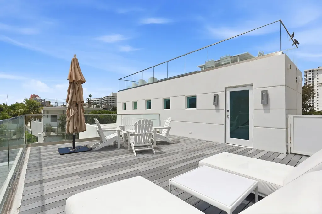 3017 N Atlantic Boulevard Fort Lauderdale FL 33308