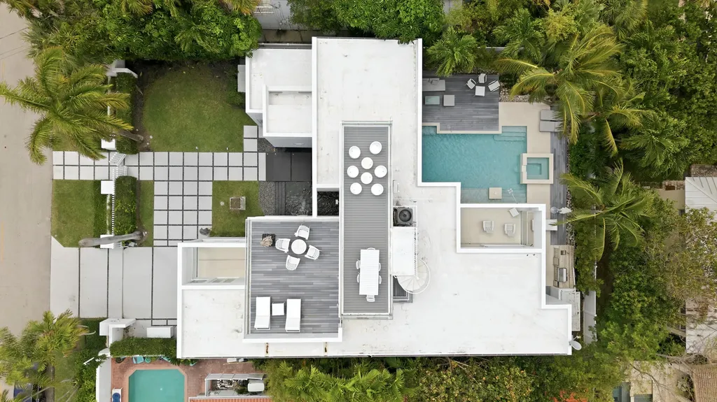 3017 N Atlantic Boulevard Fort Lauderdale FL 33308