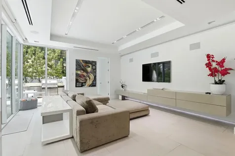 3017 N Atlantic Boulevard Fort Lauderdale FL 33308
