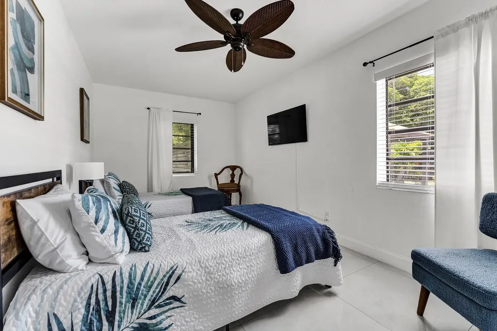 2301 Ridgeway Avenue West Palm Beach FL 33401