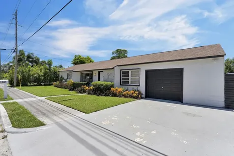 2301 Ridgeway Avenue West Palm Beach FL 33401