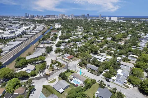 2301 Ridgeway Avenue West Palm Beach FL 33401