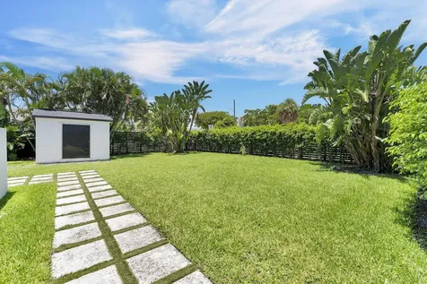 2301 Ridgeway Avenue West Palm Beach FL 33401