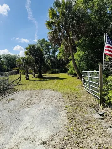 19636 NW 272nd Street Okeechobee FL 34972