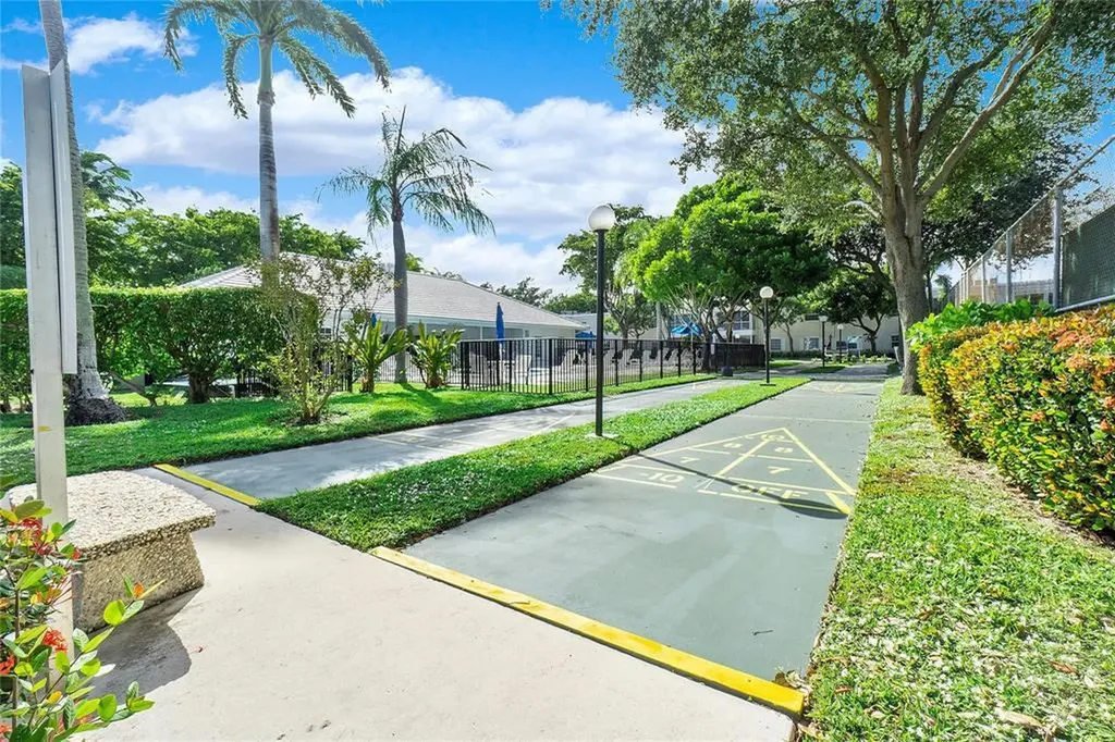 6475 Bay Club Drive Fort Lauderdale FL 33308
