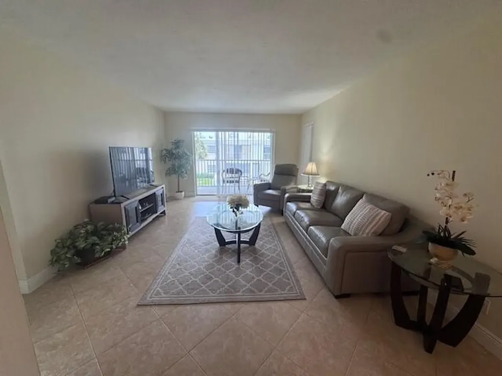 6475 Bay Club Drive Fort Lauderdale FL 33308