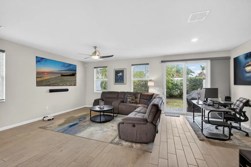 1700 Lindley Street Mangonia Park FL 33407