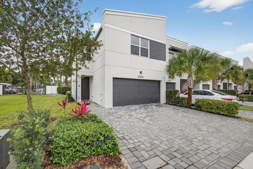 1700 Lindley Street Mangonia Park FL 33407