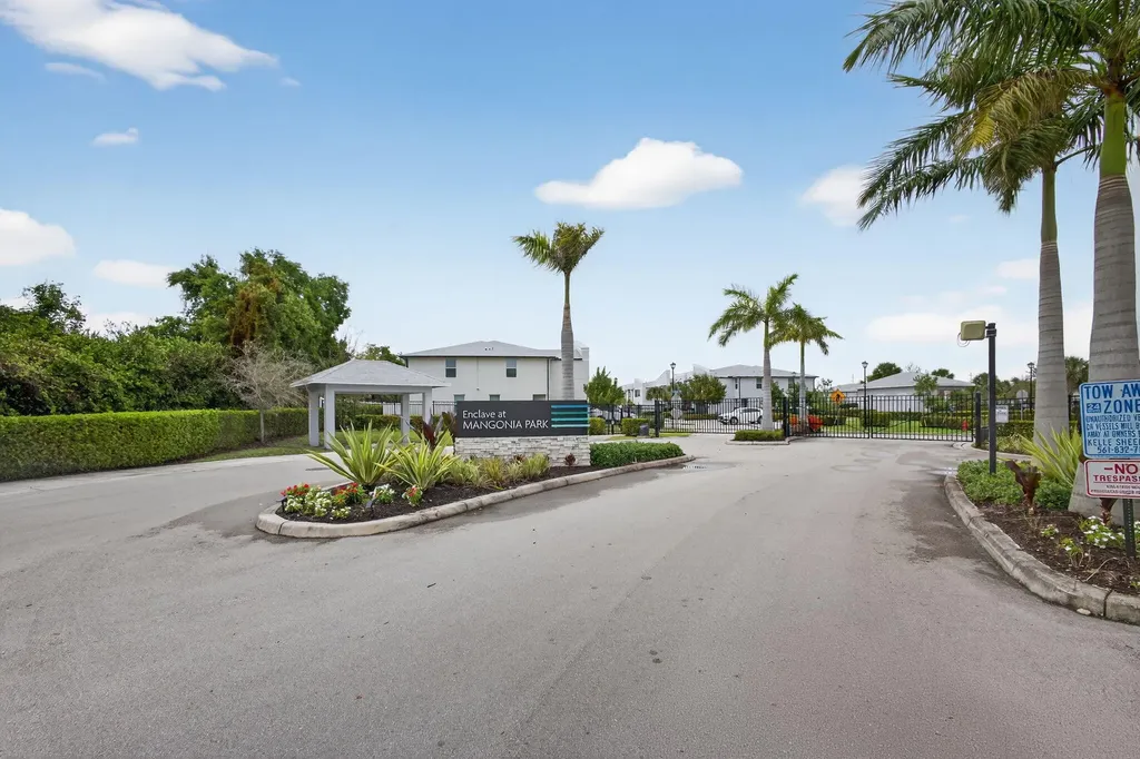 1700 Lindley Street Mangonia Park FL 33407